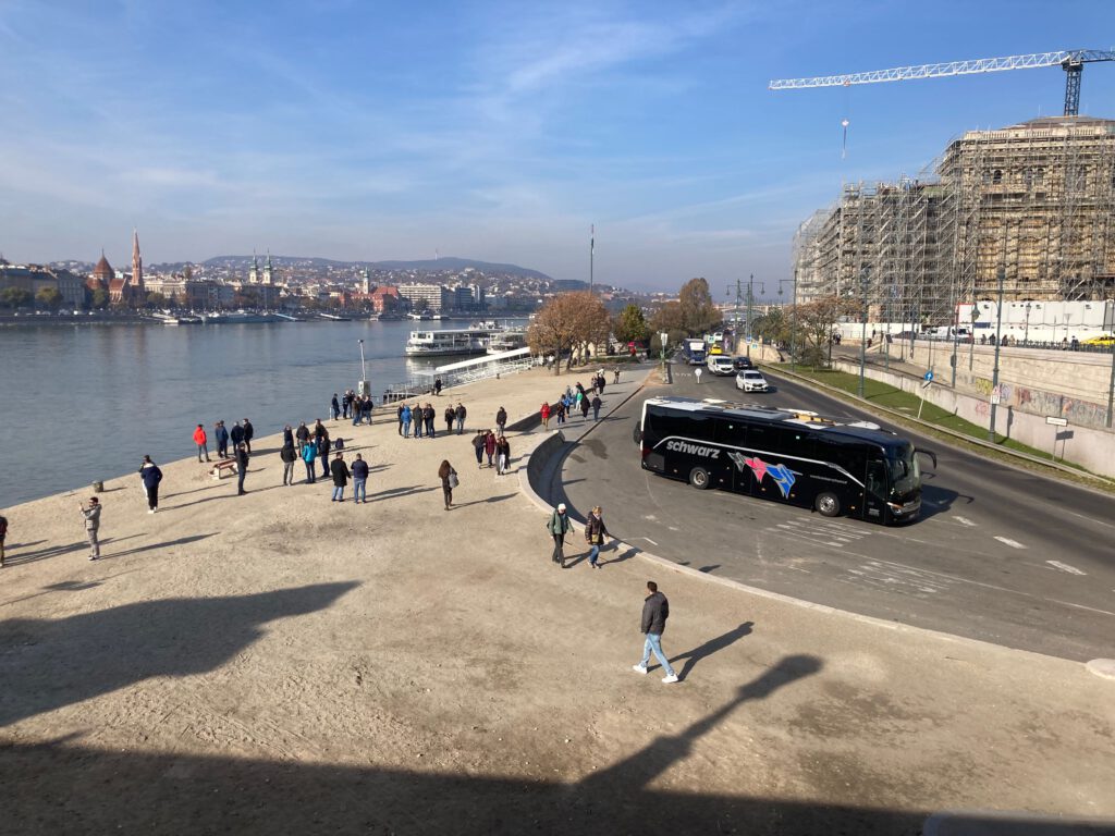 Wo ist unser Wohnmobil / Bus versteckt?