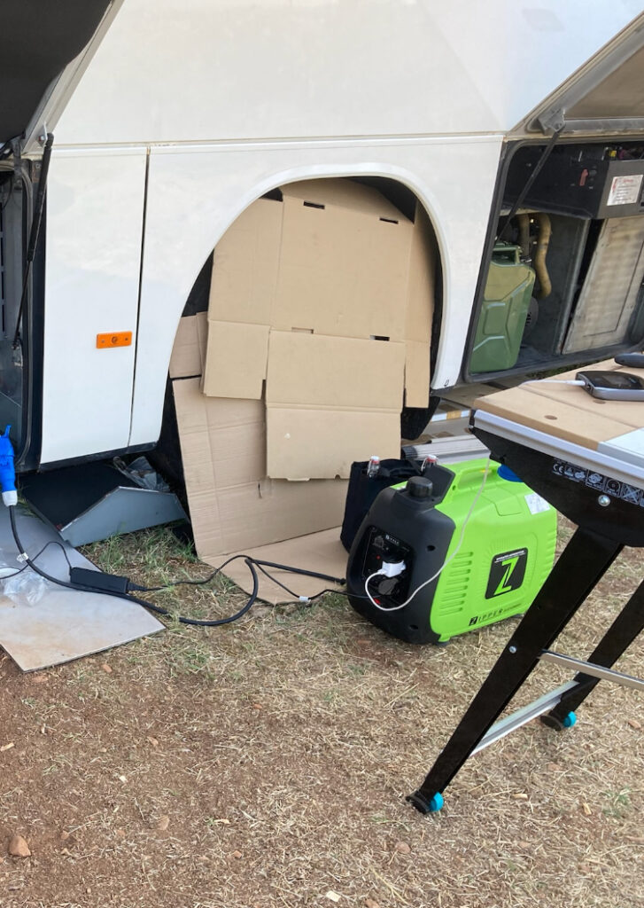 Zipper ZI-STE 2000 IV Stromgenerator