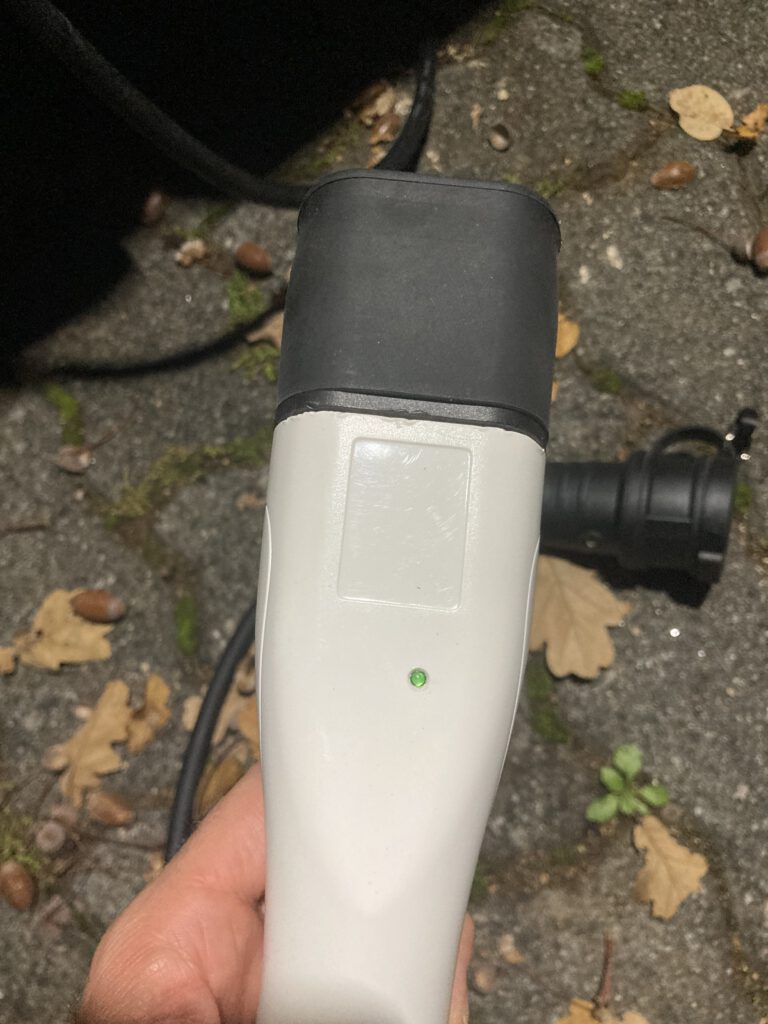 Unser Typ 2 zu Schuko/CEE Ladekabel Adapter mit CPP Elektronik