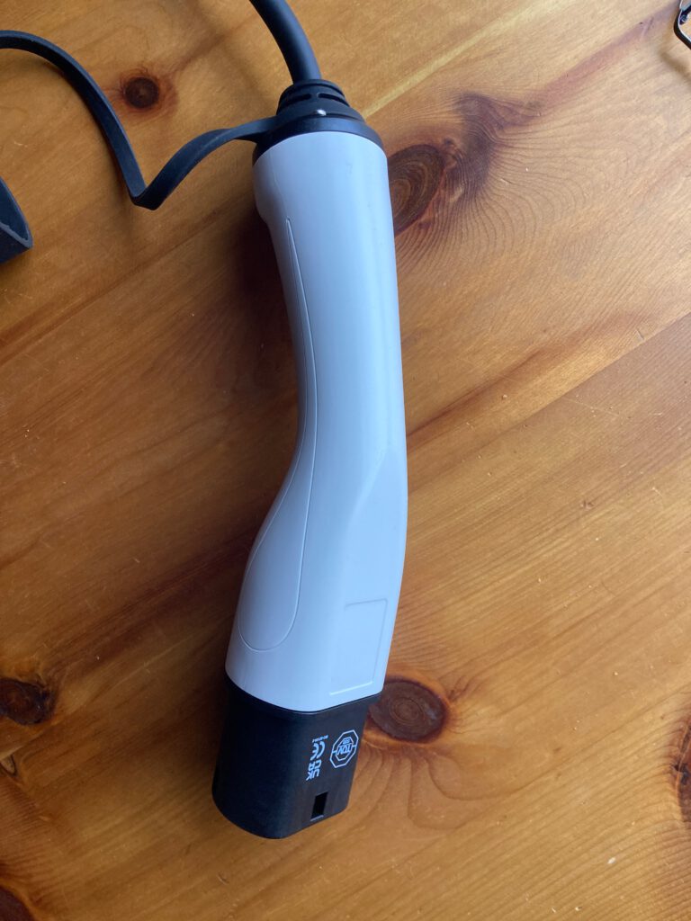 Unser Typ 2 zu Schuko/CEE Ladekabel Adapter mit CPP Elektronik