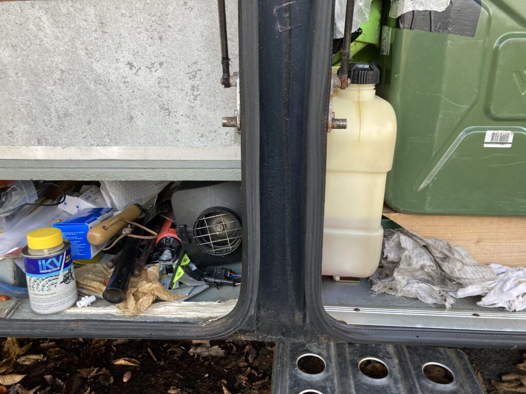 Diesel Luftheizung und Heizöltank