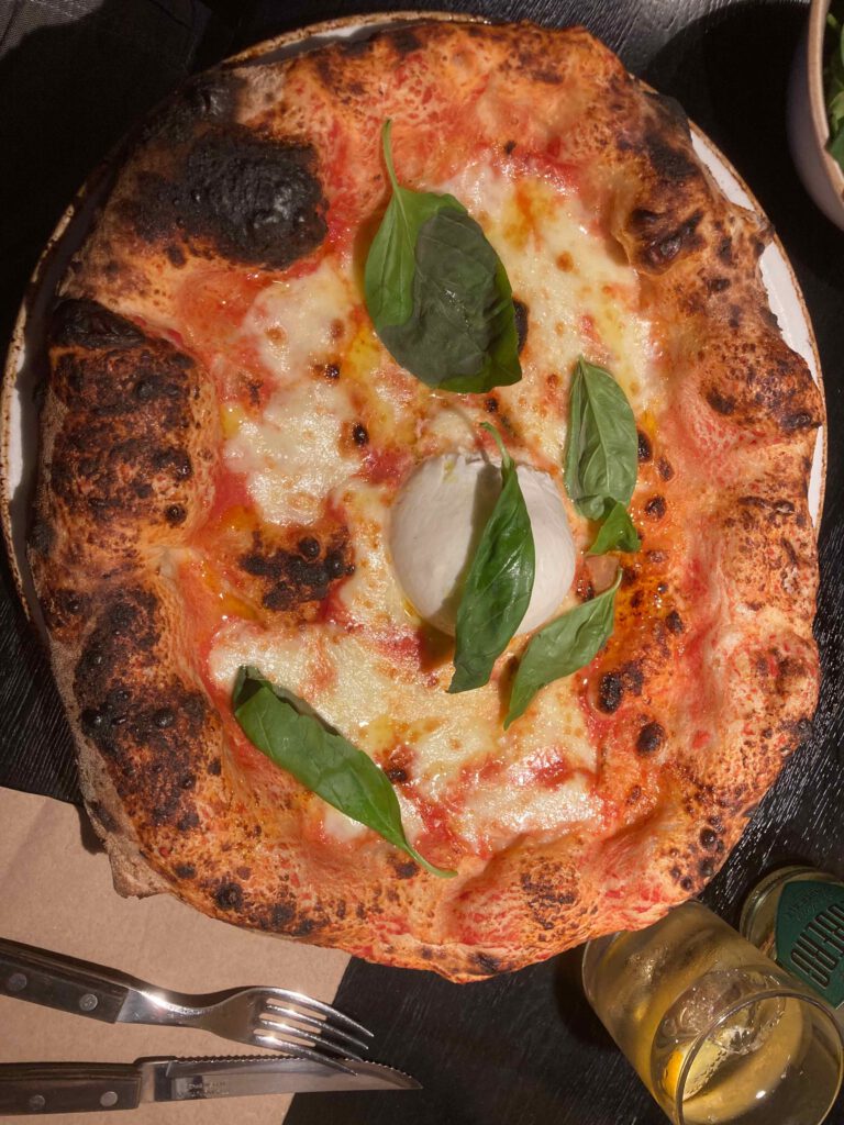 60 Seconds to Napoli, Nürnberg; Margherita mit Burrata
